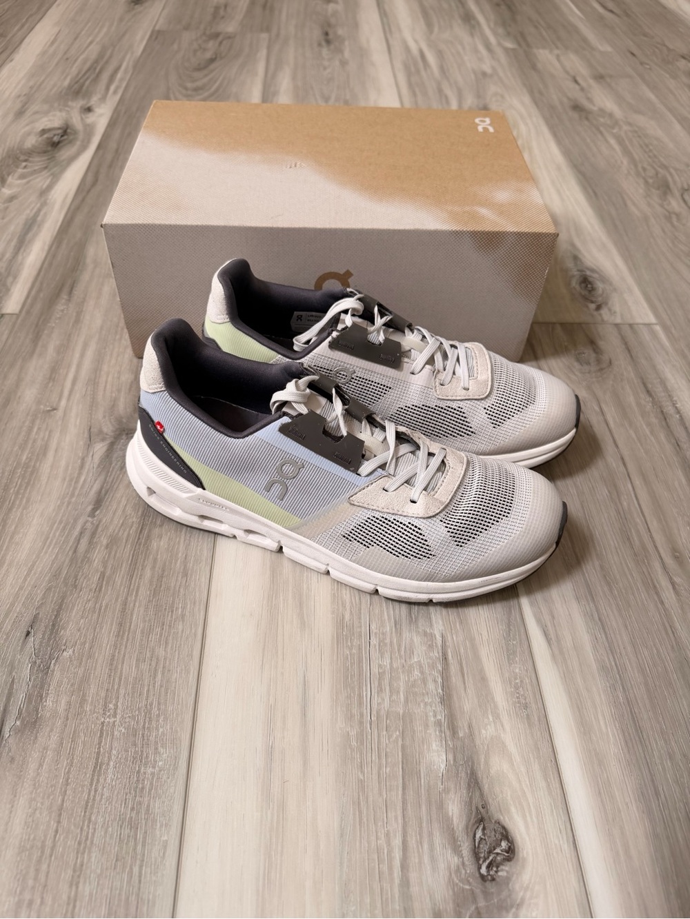 On Cloudrift Sneakers Women’s Size 8 Frost Heather Running Shoes w/ Box